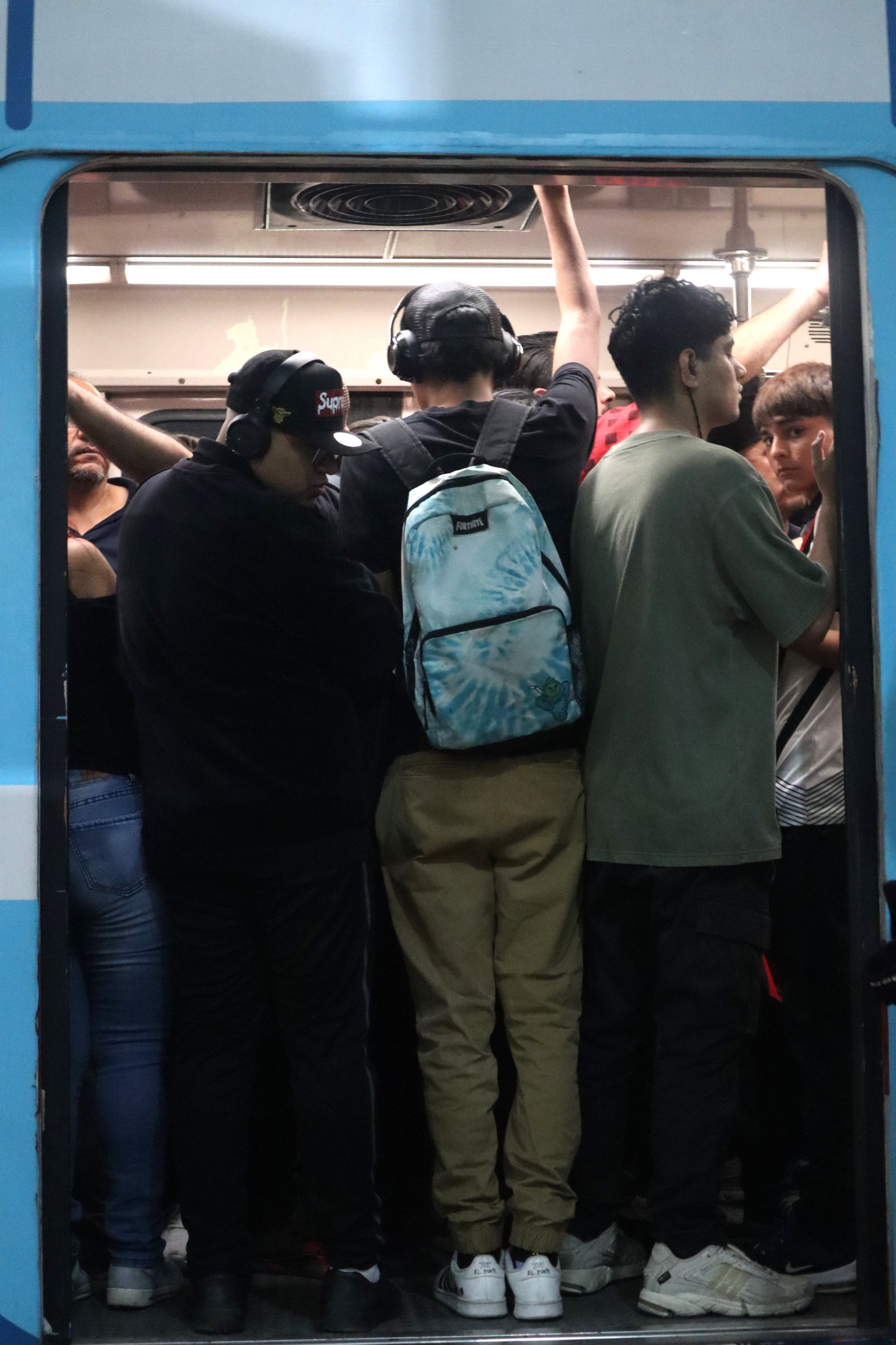 Fotografía 3 de la serie Vida Cotidiana en el transporte público